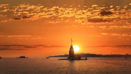 Aydınlatma Kulesi ile Etkileyici Etkinlikler